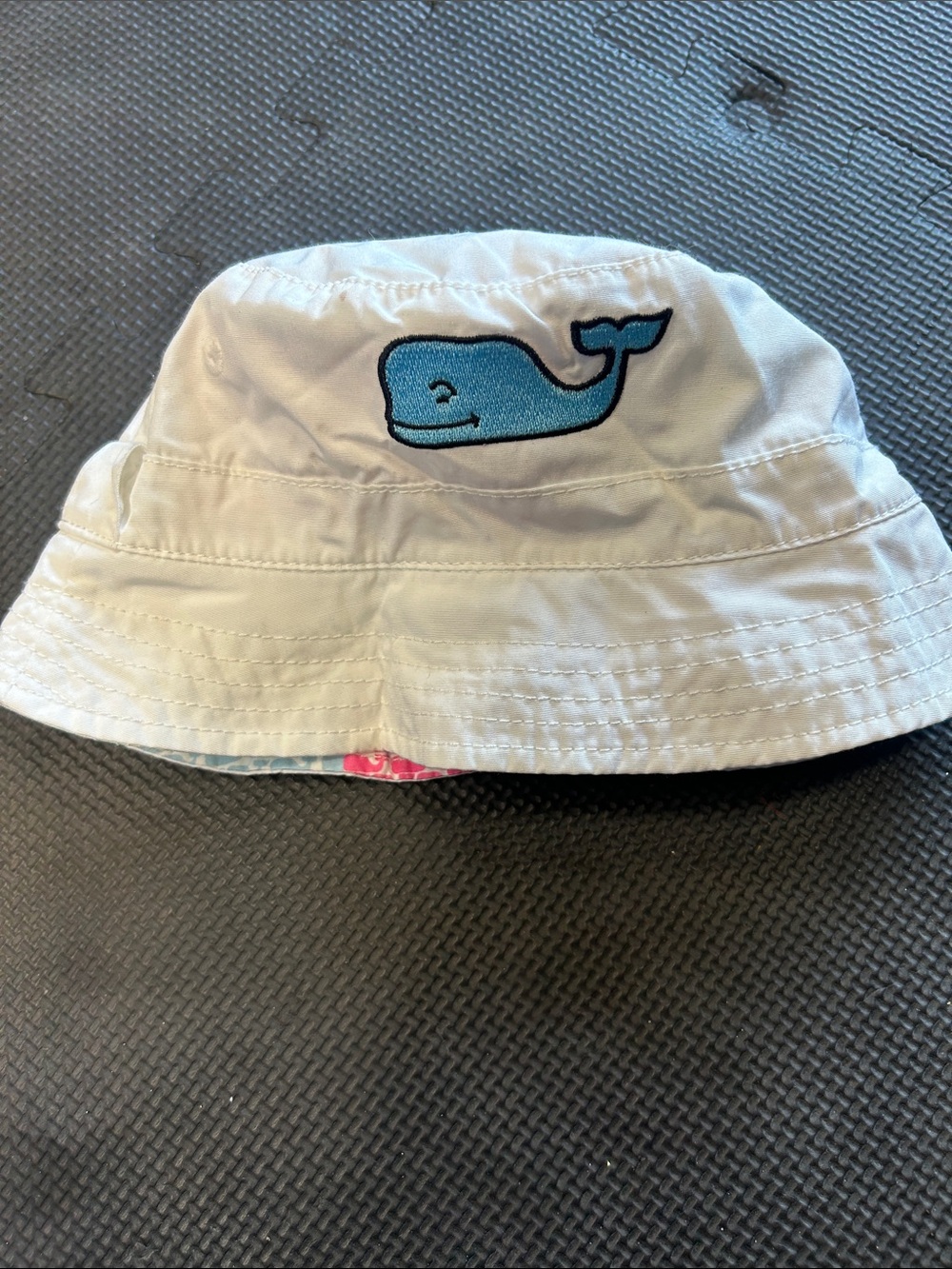 Vineyard Vines White Kids Bucket Hat with Blue Whale Patch